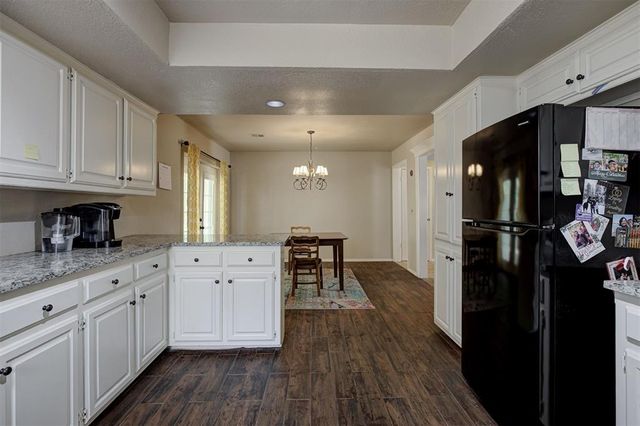 3300 N Meadowood Drive, Oklahoma City, OK 73110