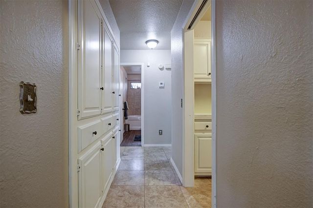 3300 N Meadowood Drive, Oklahoma City, OK 73110