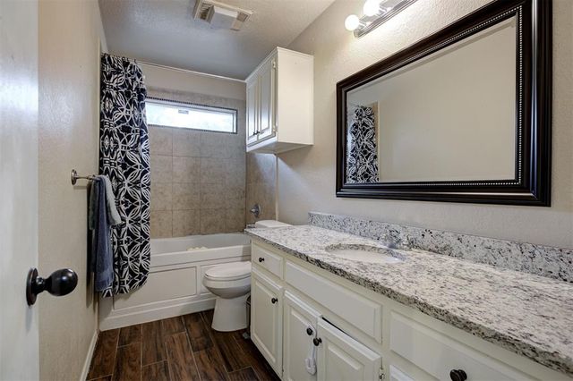 3300 N Meadowood Drive, Oklahoma City, OK 73110