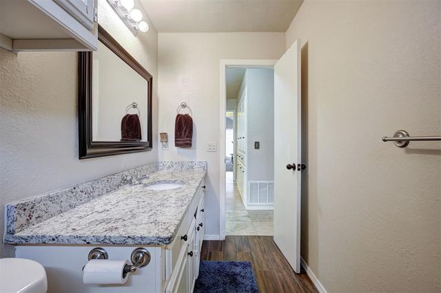 3300 N Meadowood Drive, Oklahoma City, OK 73110