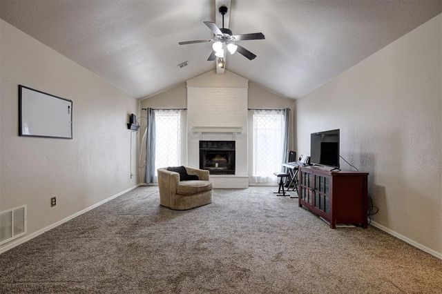 3300 N Meadowood Drive, Oklahoma City, OK 73110