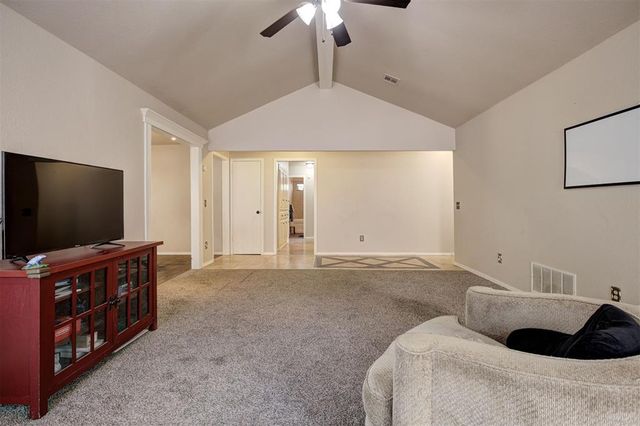 3300 N Meadowood Drive, Oklahoma City, OK 73110
