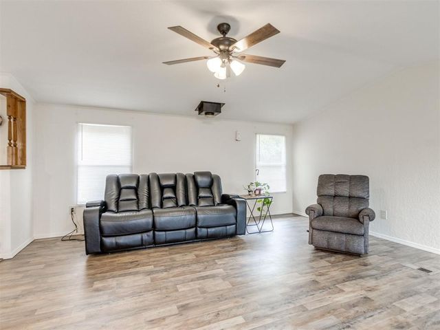 4660 NE 96th Avenue, Norman, OK 73026
