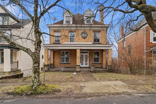 42 Watson Boulevard, Observatory Hill, PA 15214
