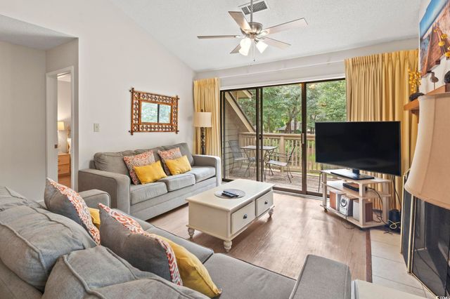 110 Hartland Dr Apt 15E, Myrtle Beach, SC 29572