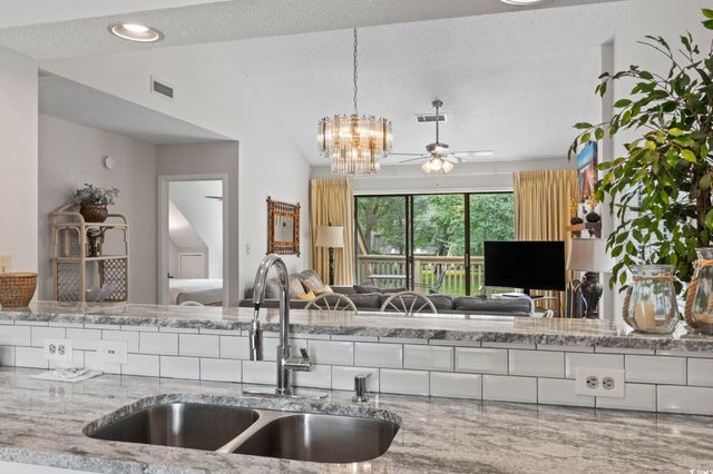 110 Hartland Dr Apt 15E, Myrtle Beach, SC 29572