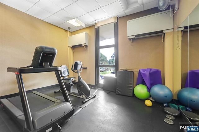 5 Horizon 501, Fort Lee, NJ 07024