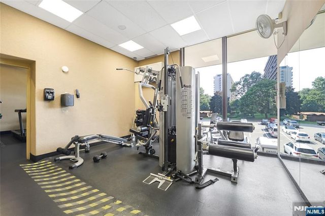 5 Horizon 501, Fort Lee, NJ 07024