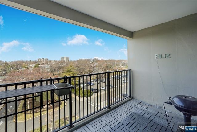 5 Horizon 501, Fort Lee, NJ 07024