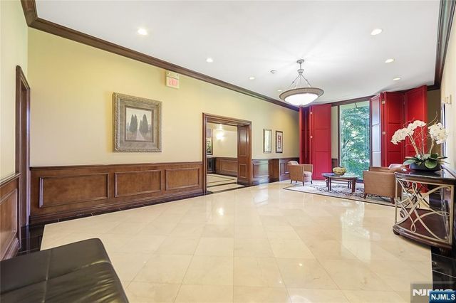 5 Horizon 501, Fort Lee, NJ 07024