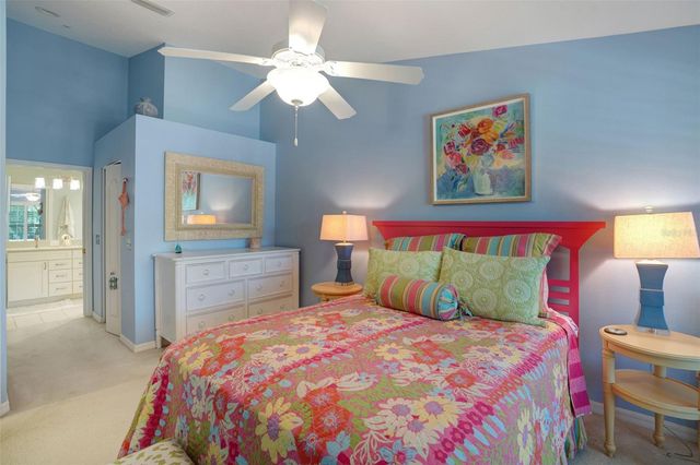 5310 HYLAND HILLS AVENUE 2124, Sarasota, FL 34241