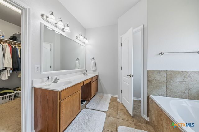 1788 Oakmont Circle, New Braunfels, TX 78132