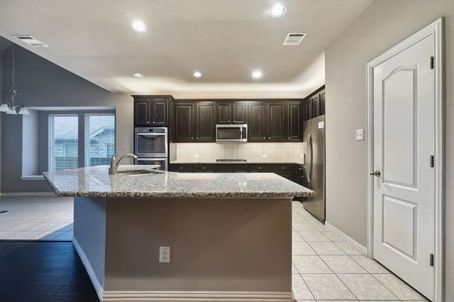 1208 Caney Creek Lane, Mckinney, TX 75071