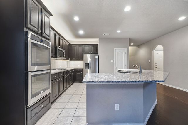 1208 Caney Creek Lane, Mckinney, TX 75071