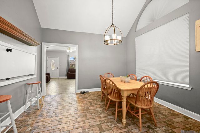 13361 David Lee Dr, Walker, LA 70785