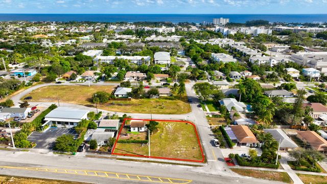 1036 Park Avenue, Delray Beach, FL 33483
