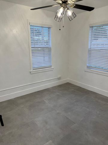 1036 Park Avenue, Delray Beach, FL 33483