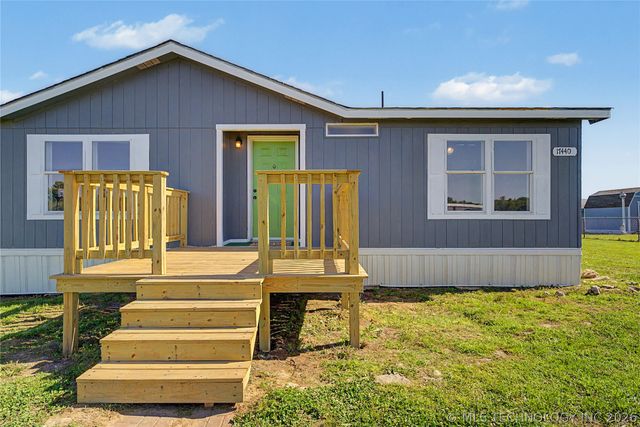 17440 E Meadow Lane, Claremore, OK 74017