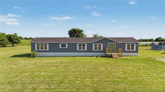 17440 E Meadow Lane, Claremore, OK 74017