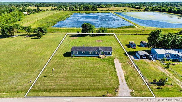 17440 E Meadow Lane, Claremore, OK 74017