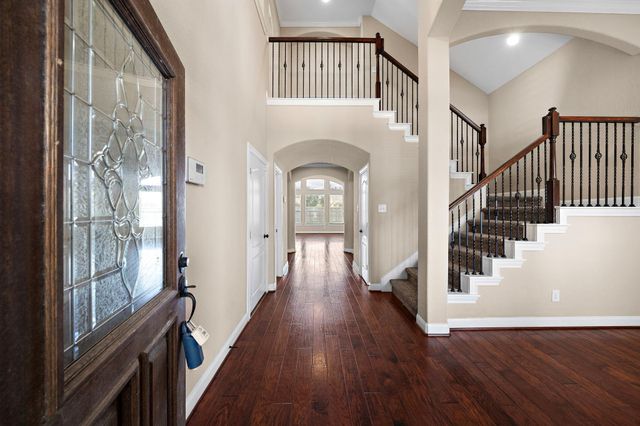 208 Bailey Brook Lane, Dickinson, TX 77539