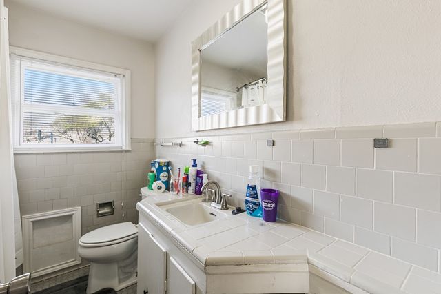 3504 Corto Avenue, Fort Worth, TX 76109