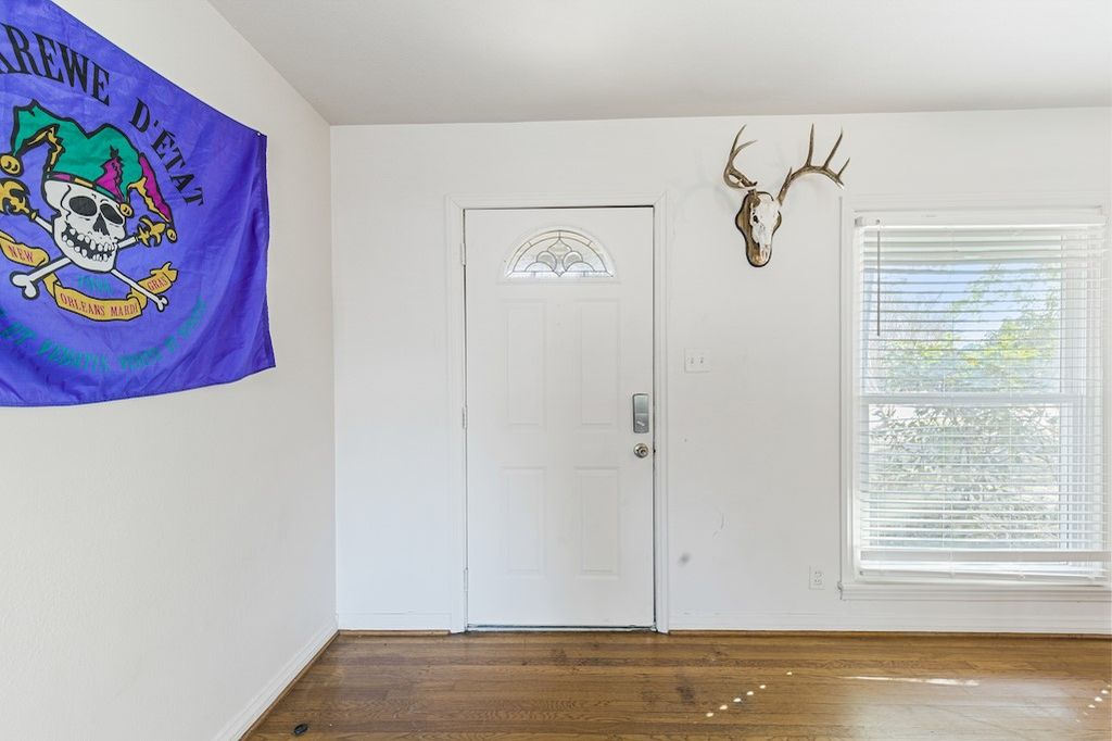 3504 Corto Avenue, Fort Worth, TX 76109