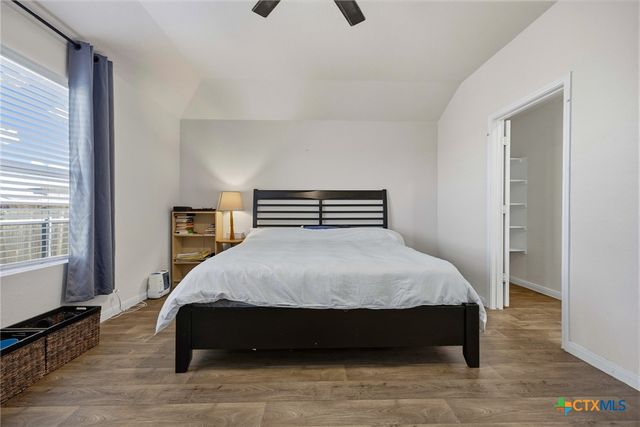 1425 London Way, Lockhart, TX 78644