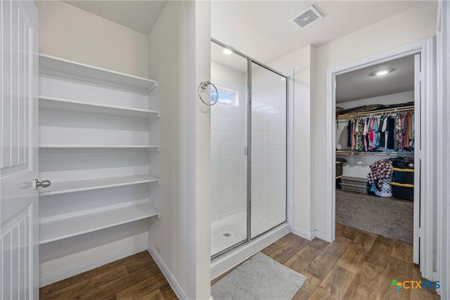 1425 London Way, Lockhart, TX 78644