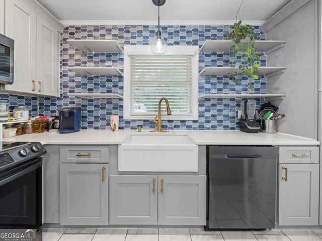 1593 Mill Acres Drive SW, Atlanta, GA 30311
