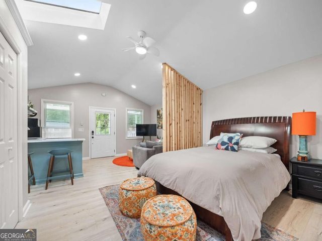 1593 Mill Acres Drive SW, Atlanta, GA 30311