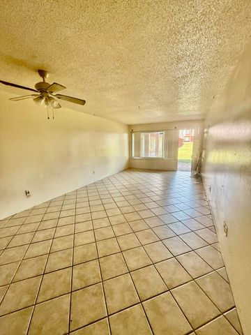 210 Pelham Road 111C, Fort Walton Beach, FL 32547