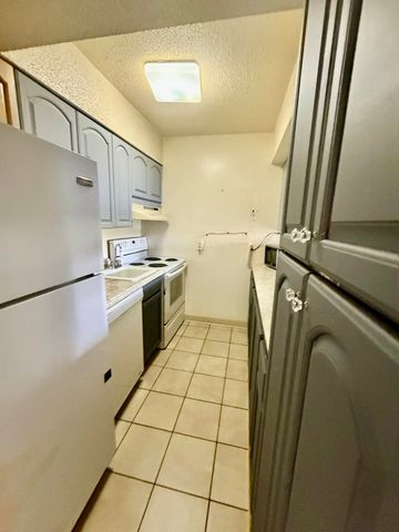 210 Pelham Road 111C, Fort Walton Beach, FL 32547