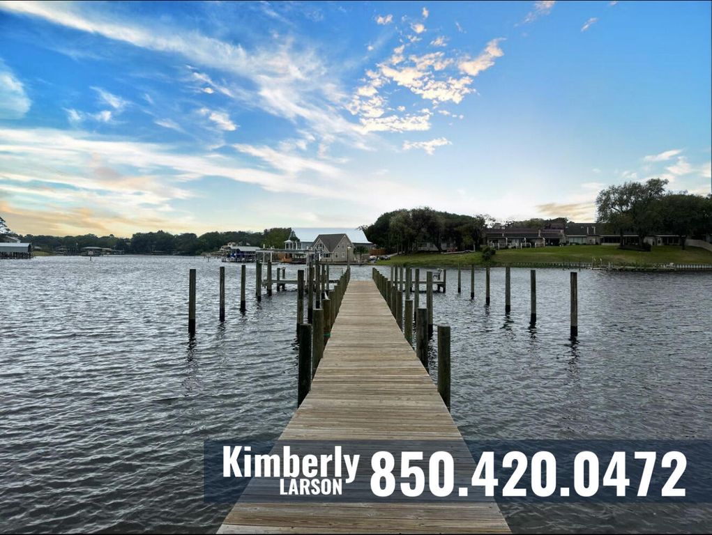 210 Pelham Road 111C, Fort Walton Beach, FL 32547