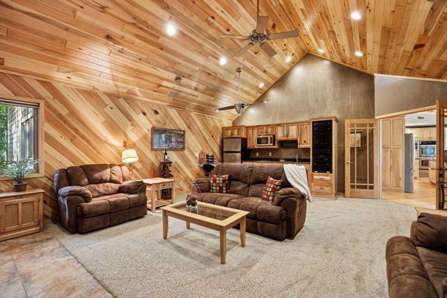 40335 Government Road, Barry Twp, MN 55037