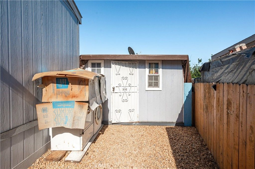 Image 30 of property listing at 12700 Elliott Avenue 492, El Monte, CA 91732