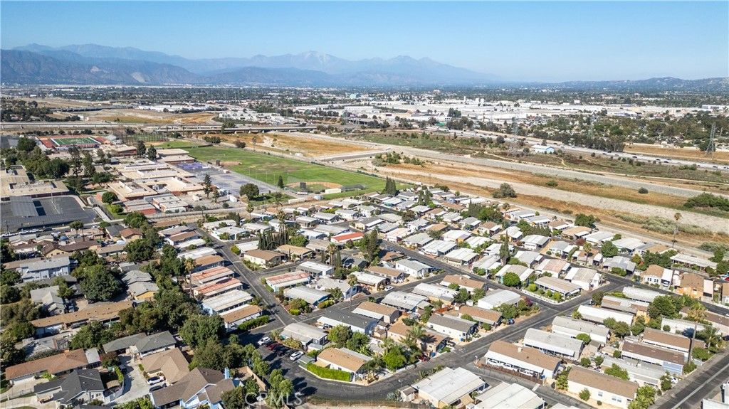 Image 34 of property listing at 12700 Elliott Avenue 492, El Monte, CA 91732