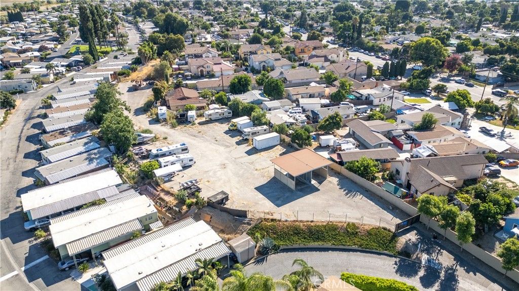 Image 37 of property listing at 12700 Elliott Avenue 492, El Monte, CA 91732