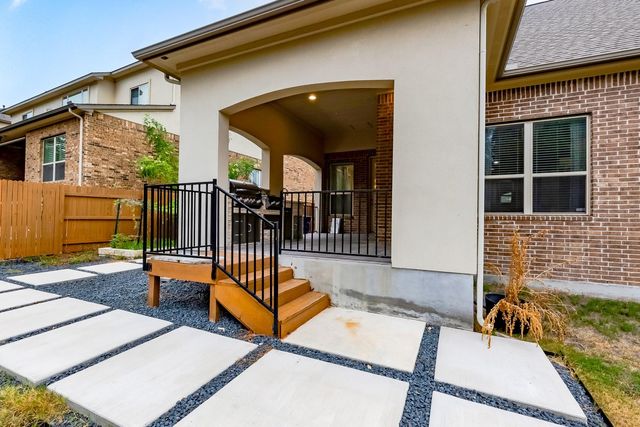 9121 Ivalenes Hope DR, Austin, TX 78717