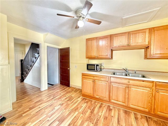 1794 E 33rd Street, Lorain, OH 44055