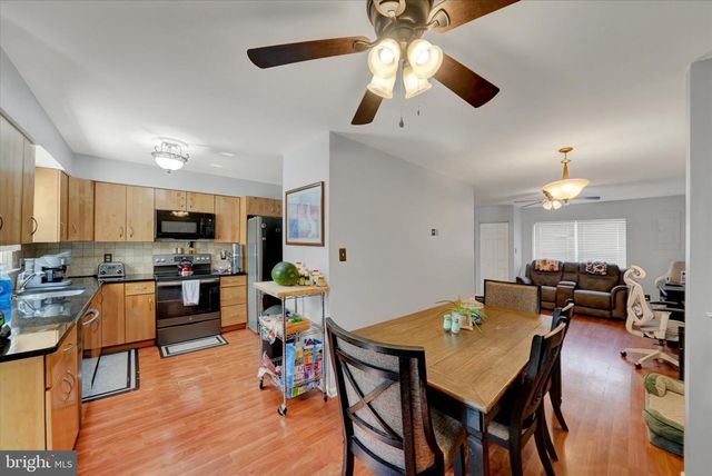 9 VON STEUBEN CT, Newark, DE 19702