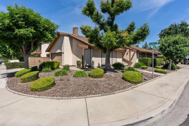 1941 Yellow Oak Dr, Modesto, CA 95354