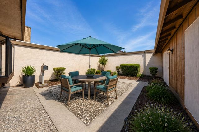 1941 Yellow Oak Dr, Modesto, CA 95354