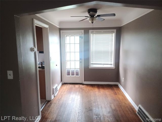 1009 E 4th Street, Royal Oak, MI 48067