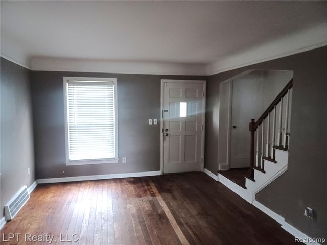 1009 E 4th Street, Royal Oak, MI 48067