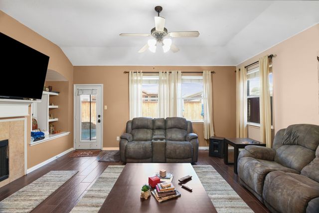 3601 Sunset Hills Drive, Fort Worth, TX 76244