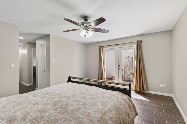 15 River Creek Way, Sugar Land, TX 77478