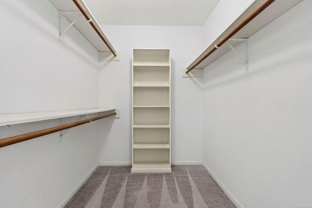 15 River Creek Way, Sugar Land, TX 77478