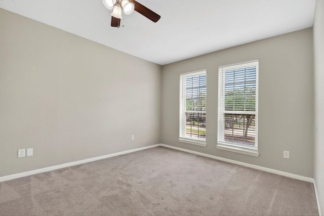 15 River Creek Way, Sugar Land, TX 77478