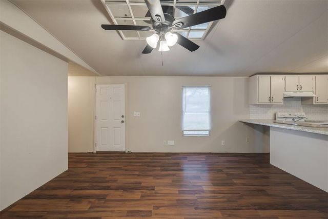 9508 Shady Meadow Way, Newalla, OK 74857